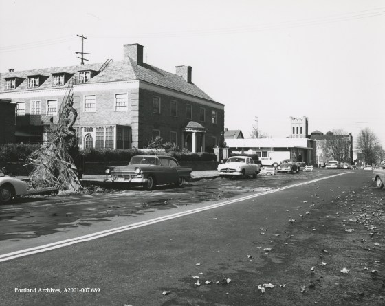 City of Portland Archives, Oregon, A2001-007.689